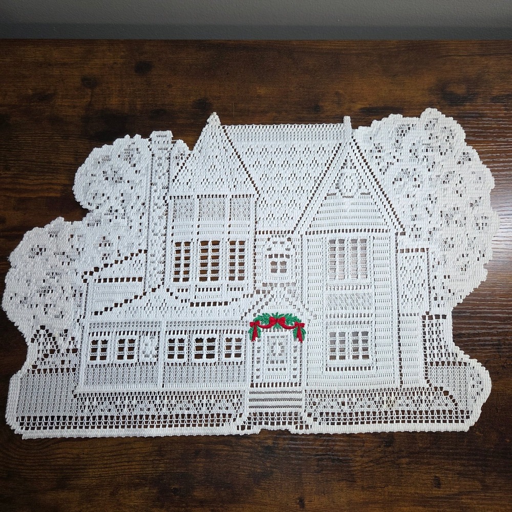 Vintage Table Runner Placemat OS White Good Christmas House Lace Doily
